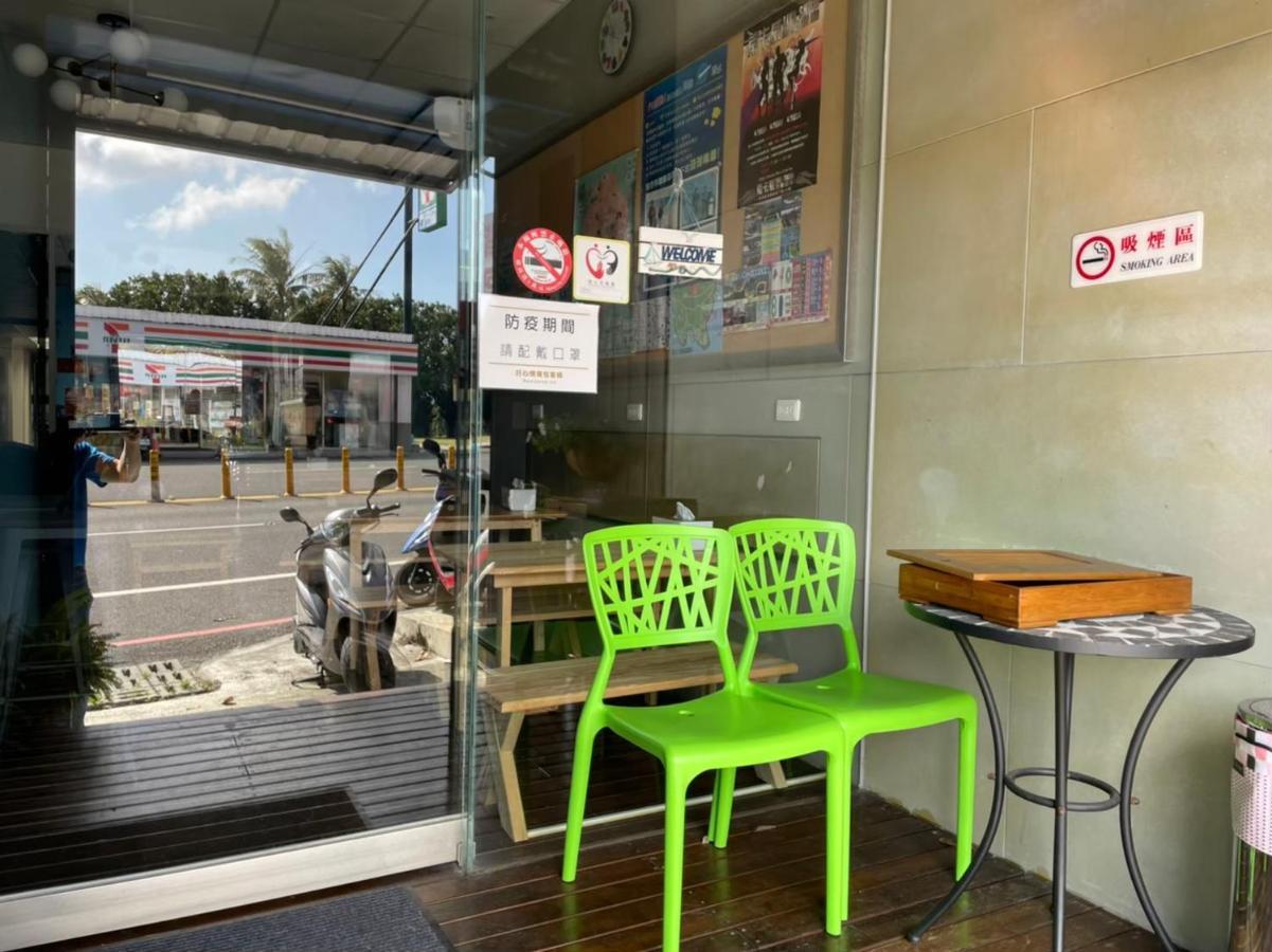 Good Mood Backpacker Hotel Kenting Bagian luar foto